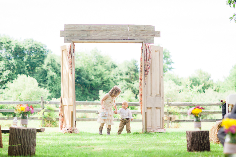 rustic-barn-wedding-pa-14