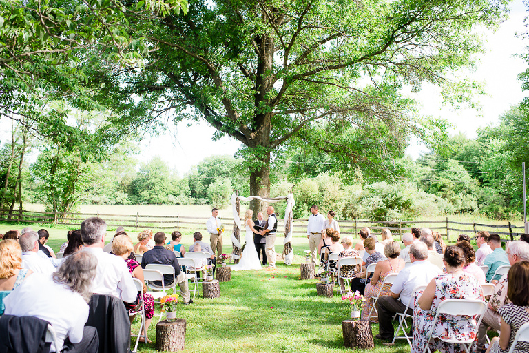 rustic-barn-wedding-pa-18