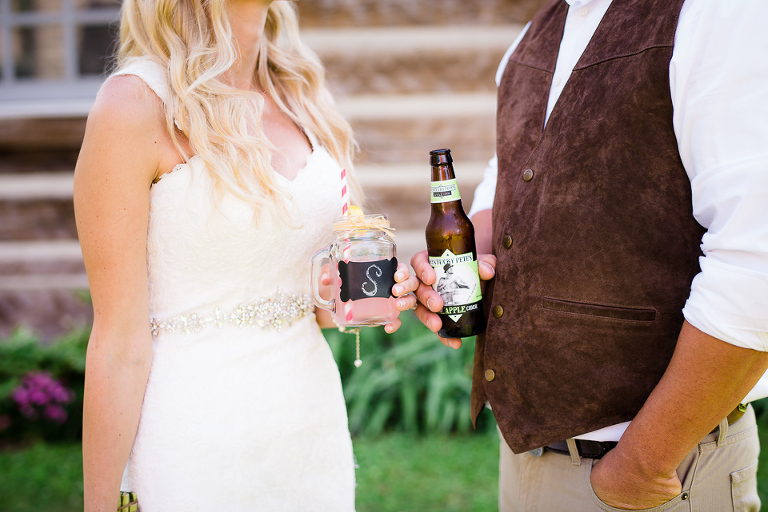 rustic-barn-wedding-pa-31