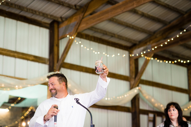 rustic-barn-wedding-pa-38