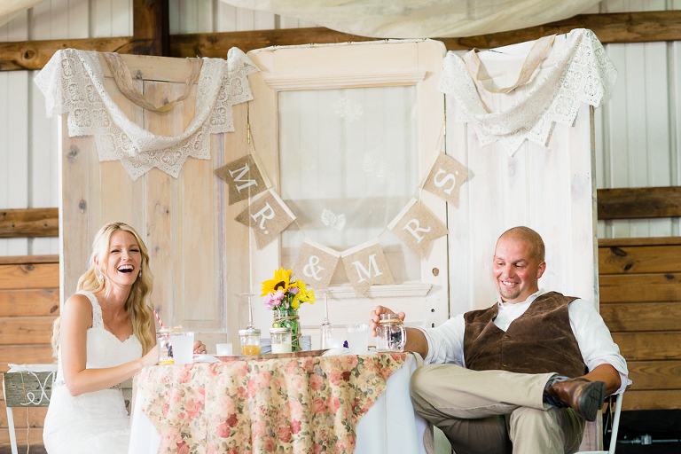 rustic-barn-wedding-pa-39