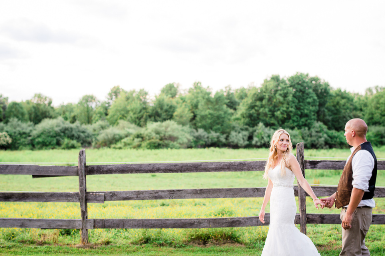 rustic-barn-wedding-pa-48