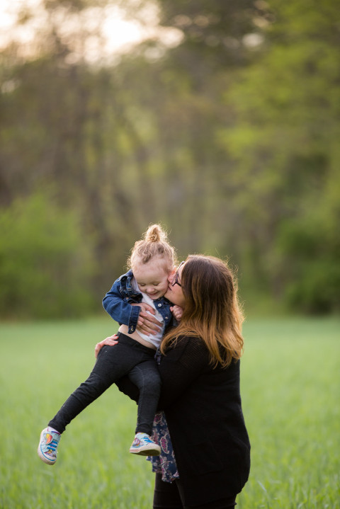 styled-pink-mamatogs-farm-40