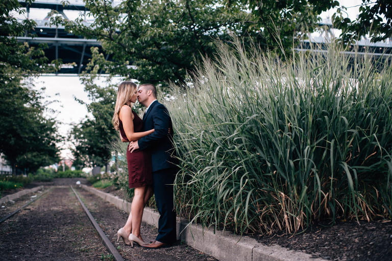 philadelphia-engagement-race-street-pier-photographer-14