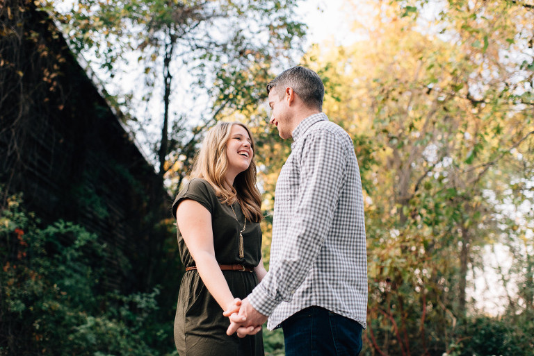 smithville-mansion-engagement-session-12