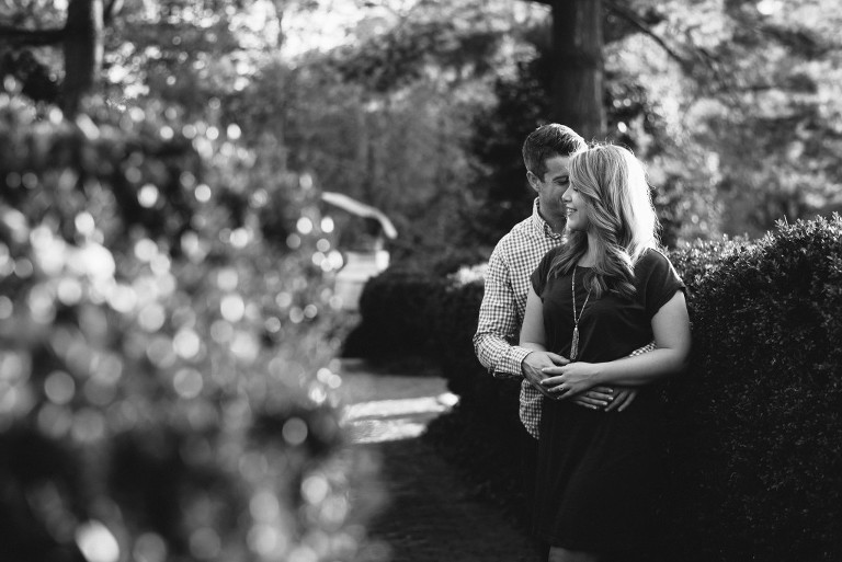 smithville-mansion-engagement-session-7