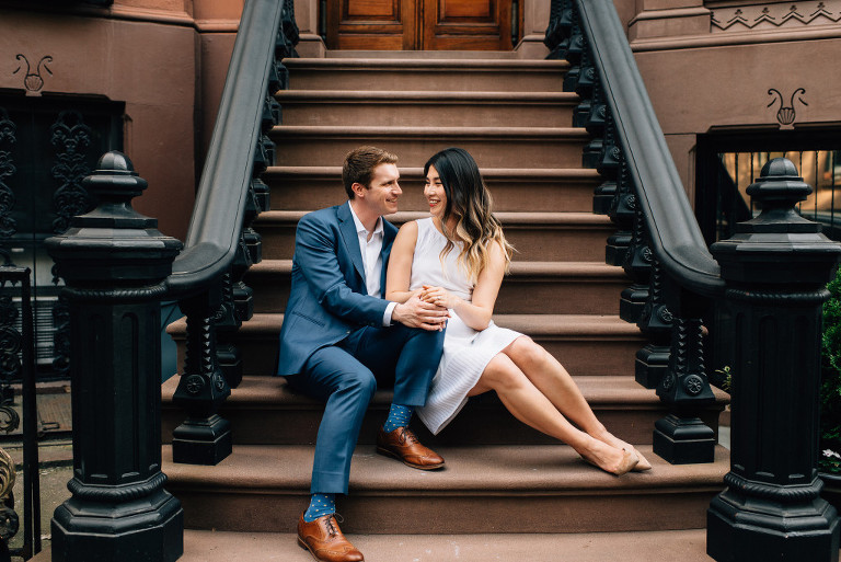 dumbo-brooklyn-engagement-session-new-york-city-photographer-1
