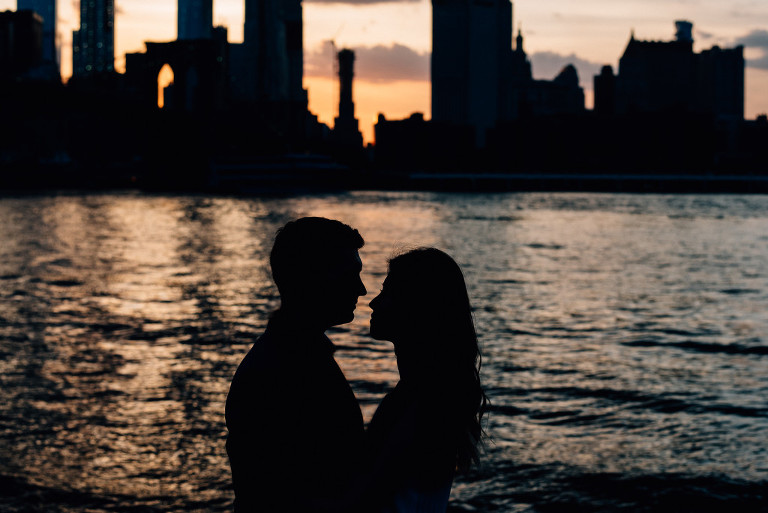 dumbo-brooklyn-engagement-session-new-york-city-photographer-14