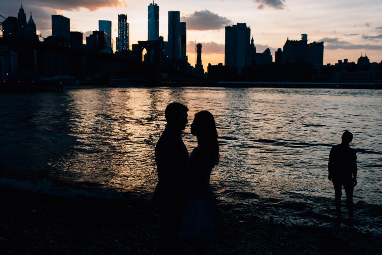 dumbo-brooklyn-engagement-session-new-york-city-photographer-15