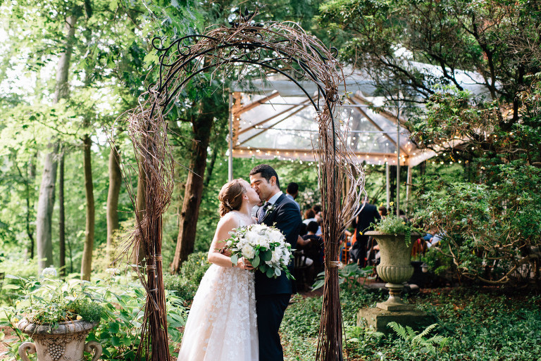 faunbrook-bed-and-breakfast-weshchester-pa-wedding-25