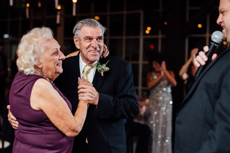 historic-smithville-inn-wedding-galloway-new-jersey-38