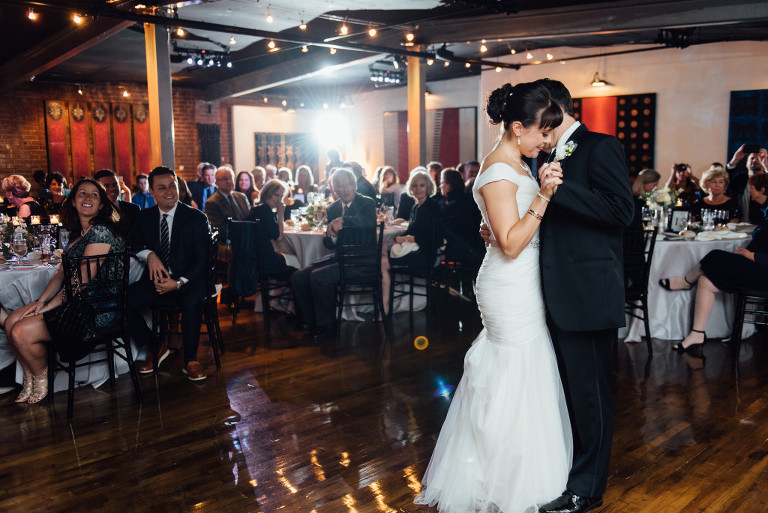 artesano-gallery-manayunk-philadelphia-wedding-26