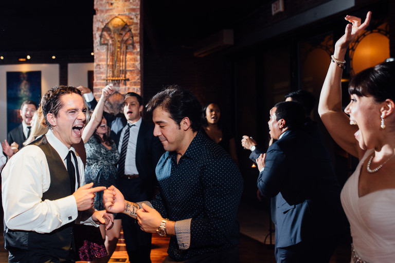 artesano-gallery-manayunk-philadelphia-wedding-34