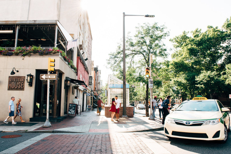 old-city-philadelphia-engagement-session-1