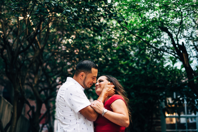 old-city-philadelphia-engagement-session-12
