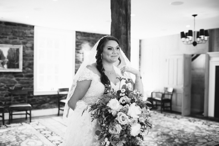 golden-pheasant-inn-erwinna-pa-wedding-11