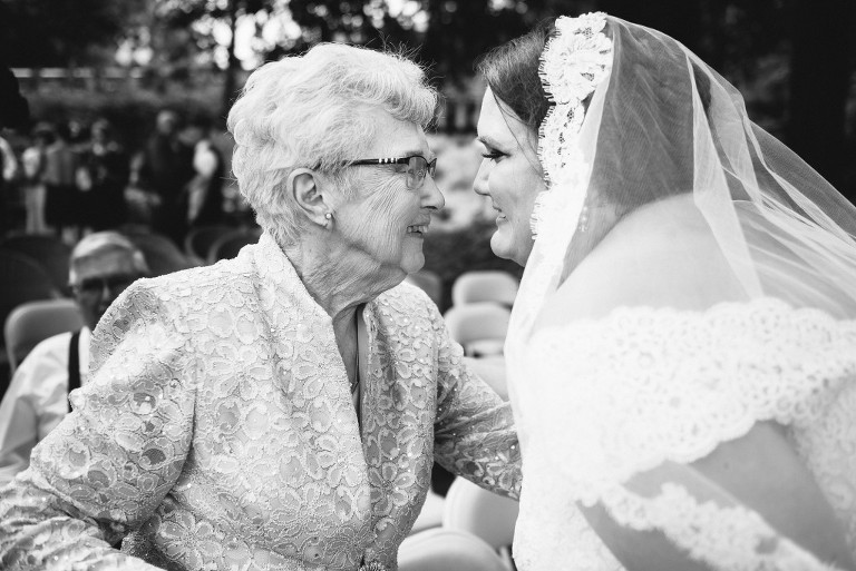 golden-pheasant-inn-erwinna-pa-wedding-22