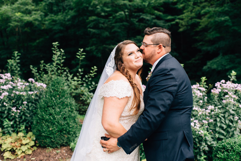 golden-pheasant-inn-erwinna-pa-wedding-28