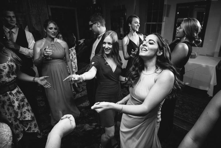 golden-pheasant-inn-erwinna-pa-wedding-37